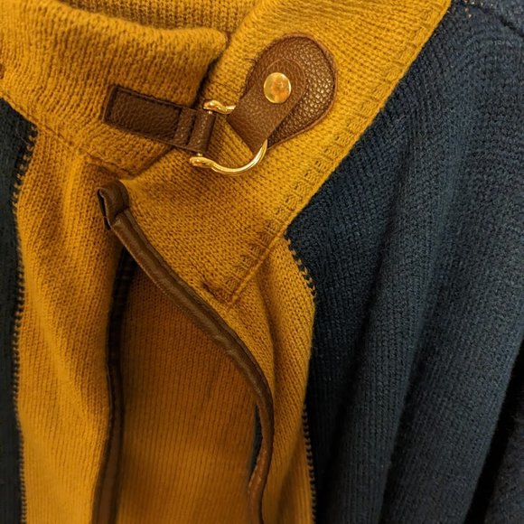 Anthropologie Akemi + Kin Oversized Shawl Sweater with perfect Neck Closure - Picture 2 of 7